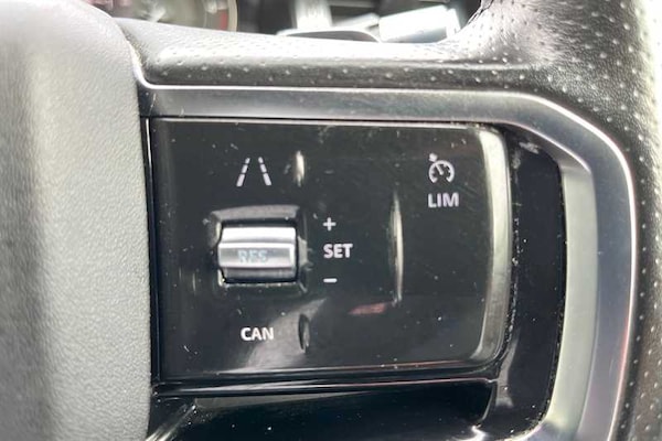 Used Land Rover Discovery Sport 2021 for sale - 76319090: Photo 22