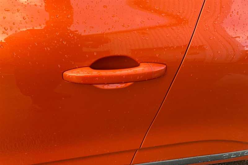 Used Renault Clio 2020 for sale - 77800790: Photo 33