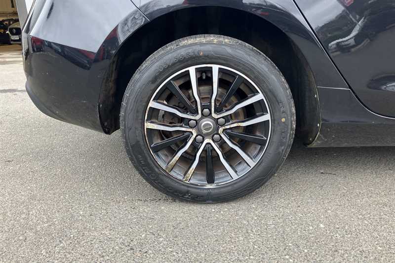 Used Volvo V40 2016 for sale - 78138624: Photo 10