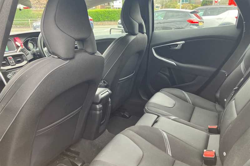 Used Volvo V40 2016 for sale - 78138624: Photo 42