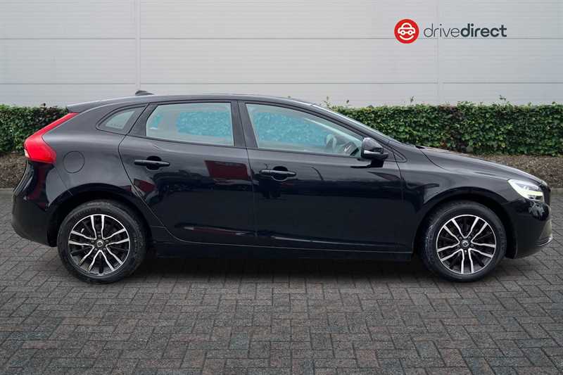 Used Volvo V40 2016 for sale - 78119916: Photo 2