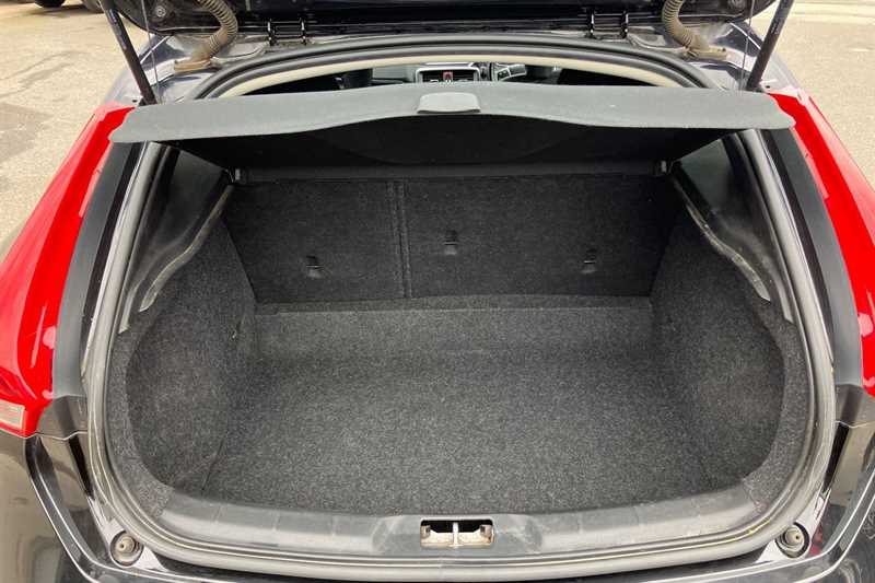 Used Volvo V40 2016 for sale - 78119916: Photo 25