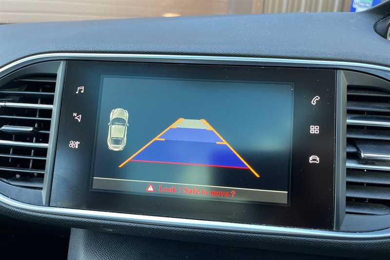 Used Peugeot 308 2018 for sale - 76955861: Photo 19