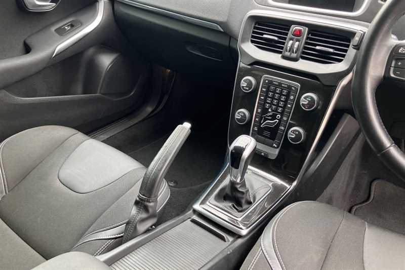 Used Volvo V40 2016 for sale - 78188283: Photo 14