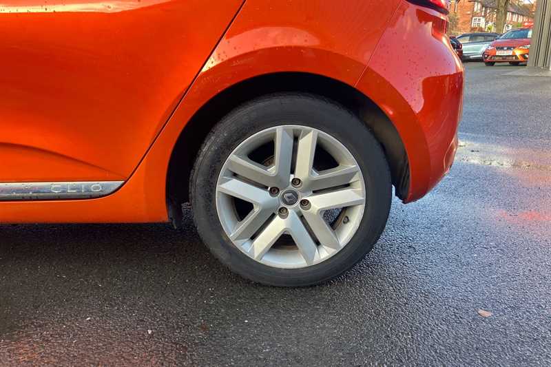 Used Renault Clio 2020 for sale - 77699612: Photo 11