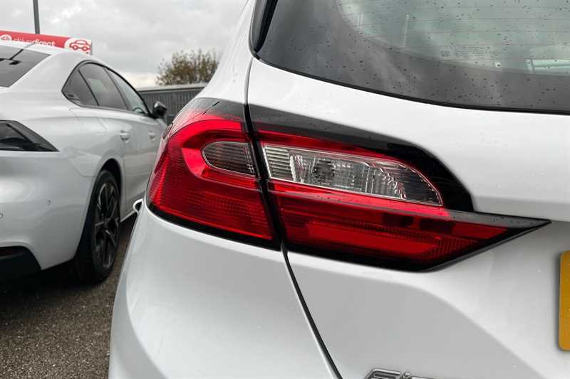 Used Ford Fiesta 2022 for sale - 76851932: Photo 32