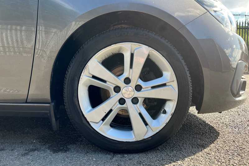 Used Peugeot 308 2018 for sale - 76938762: Photo 9