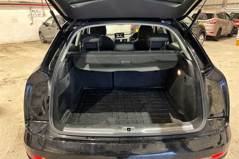 Used Audi Q3 2017 for sale - 77068089: Photo 25