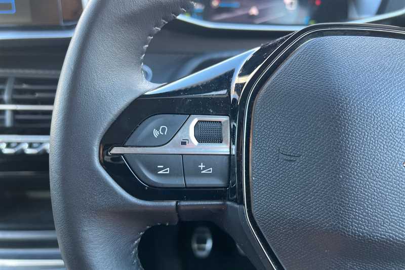 Used Peugeot 208 2023 for sale - 77796658: Photo 21