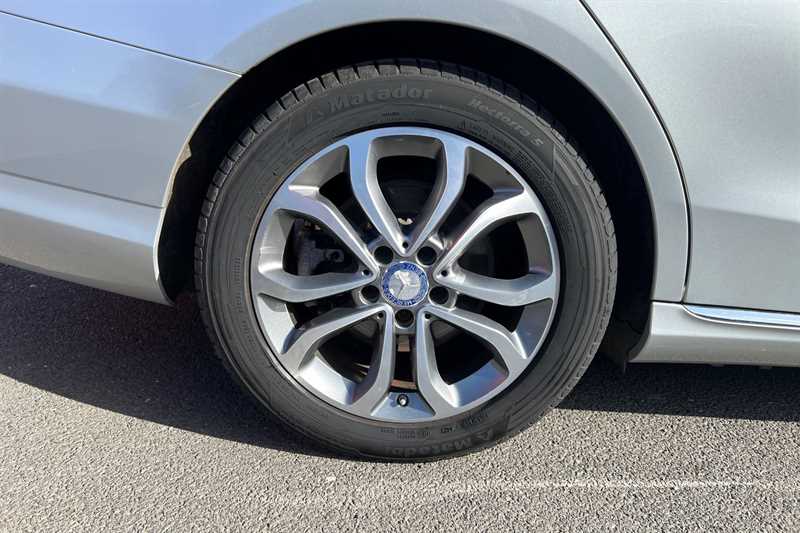 Used Mercedes-Benz C Class 2016 for sale - 77863677: Photo 11