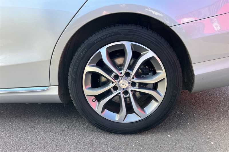 Used Mercedes-Benz C Class 2016 for sale - 77863677: Photo 12