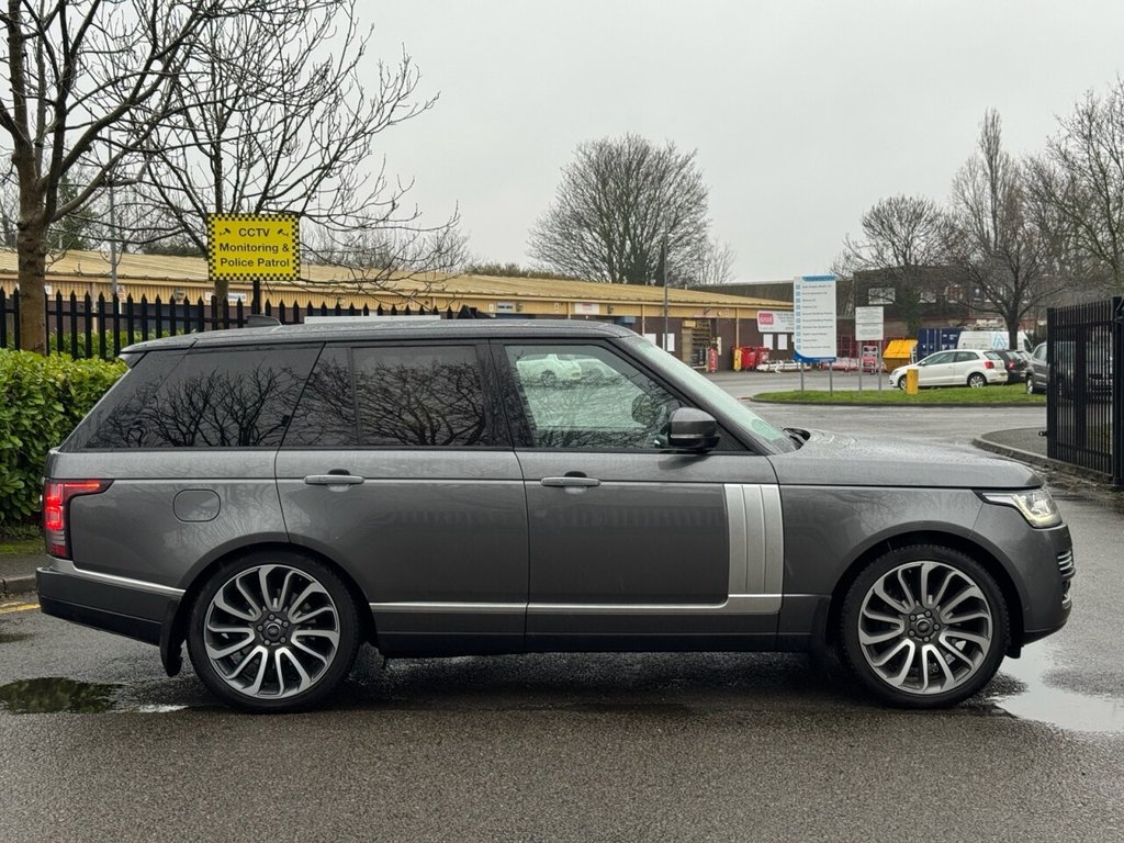 Used Land Rover Range Rover 2017 for sale - 77463869: Photo 8