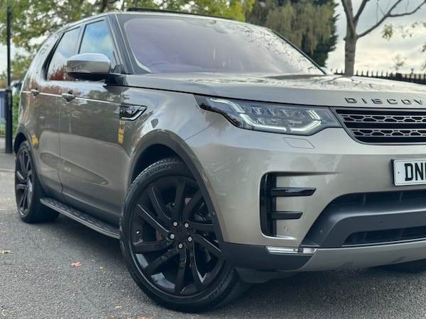 Used Land Rover Discovery 2017 for sale - 76210809: Photo 2