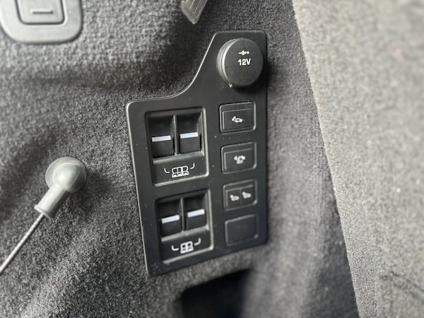 Used Land Rover Discovery 2017 for sale - 76210809: Photo 38