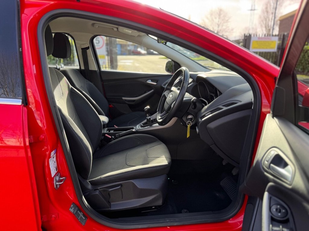 Used Ford Focus 2016 for sale - 77313434: Photo 9