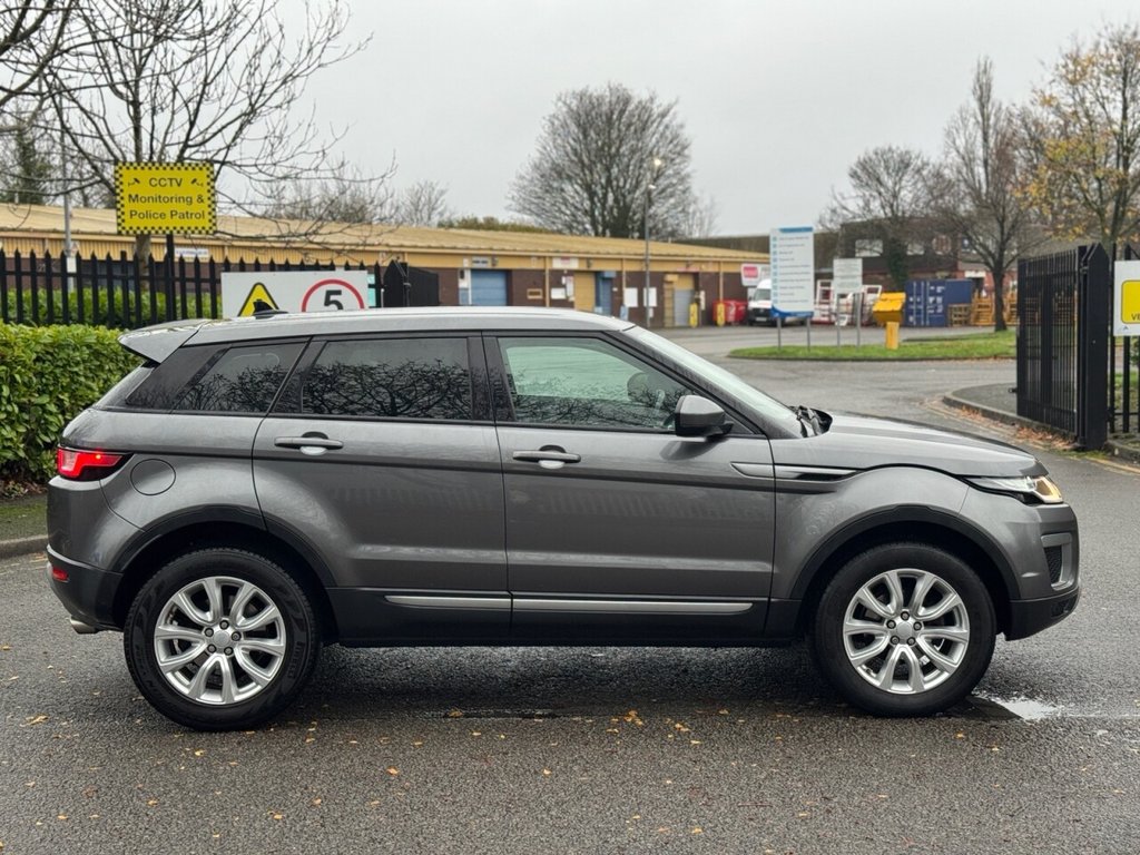Used Land Rover Range Rover Evoque 2016 for sale - 76590915: Photo 8