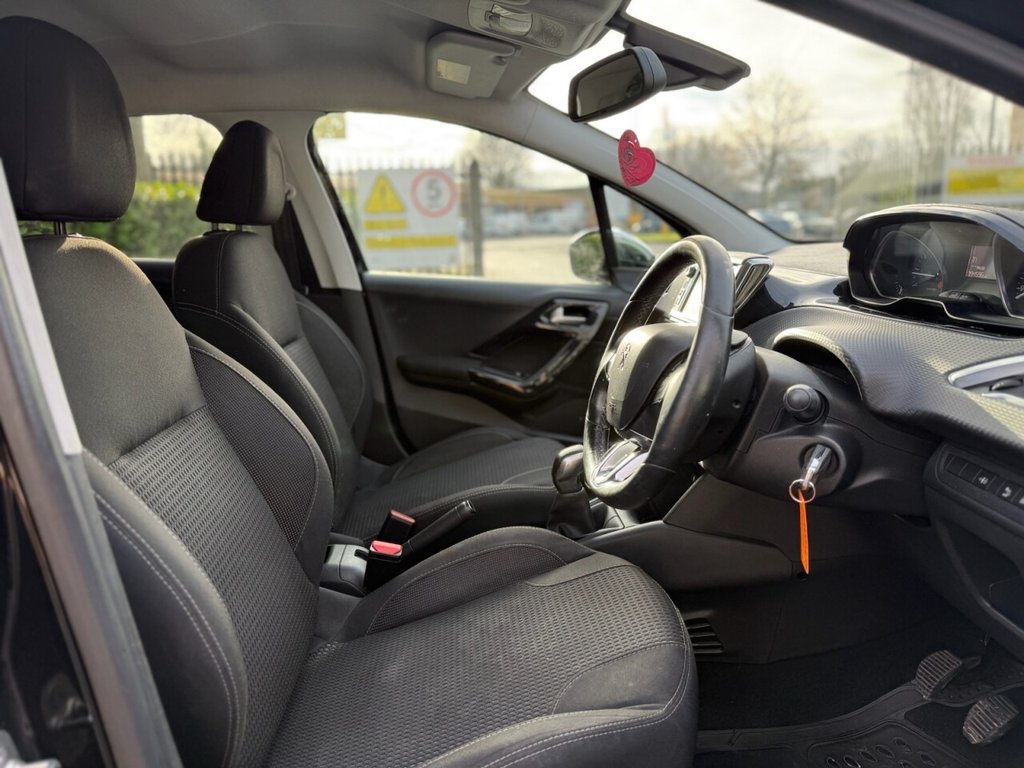 Used Peugeot 208 2016 for sale - 76686496: Photo 10