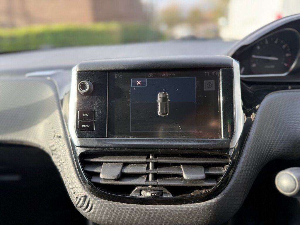 Used Peugeot 208 2016 for sale - 76686496: Photo 17