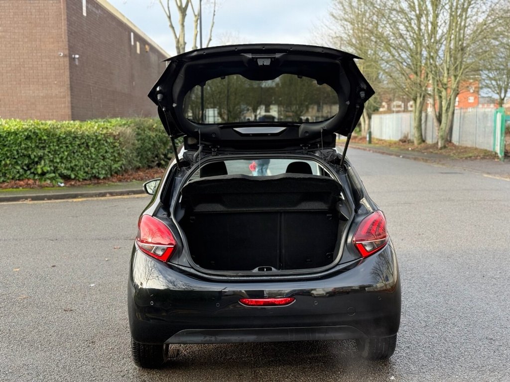 Used Peugeot 208 2016 for sale - 76686496: Photo 26