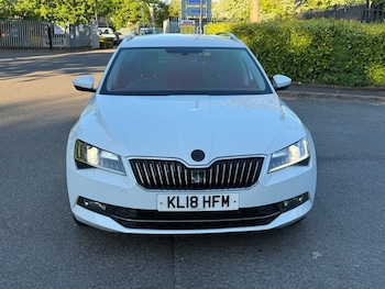 Used Skoda Superb 2018 for sale - 78458520: Photo