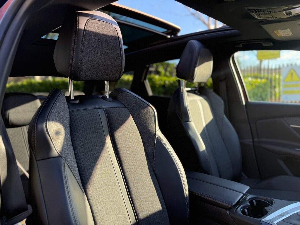 Used Peugeot 3008 2018 for sale - 76758642: Photo 11