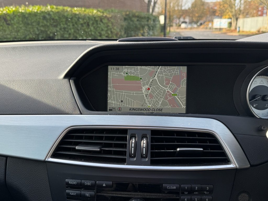 Used Mercedes-Benz C Class 2014 for sale - 76570198: Photo 16