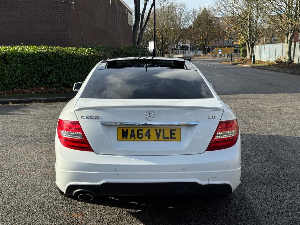 Used Mercedes-Benz C Class 2014 for sale - 76570198: Photo 6