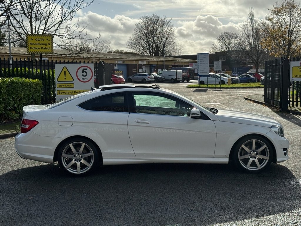Used Mercedes-Benz C Class 2014 for sale - 76570198: Photo 8