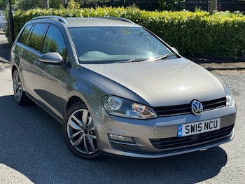 Used Volkswagen Golf 2015 for sale - 78463500: Photo