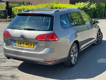 Used Volkswagen Golf 2015 for sale - 78463500: Photo