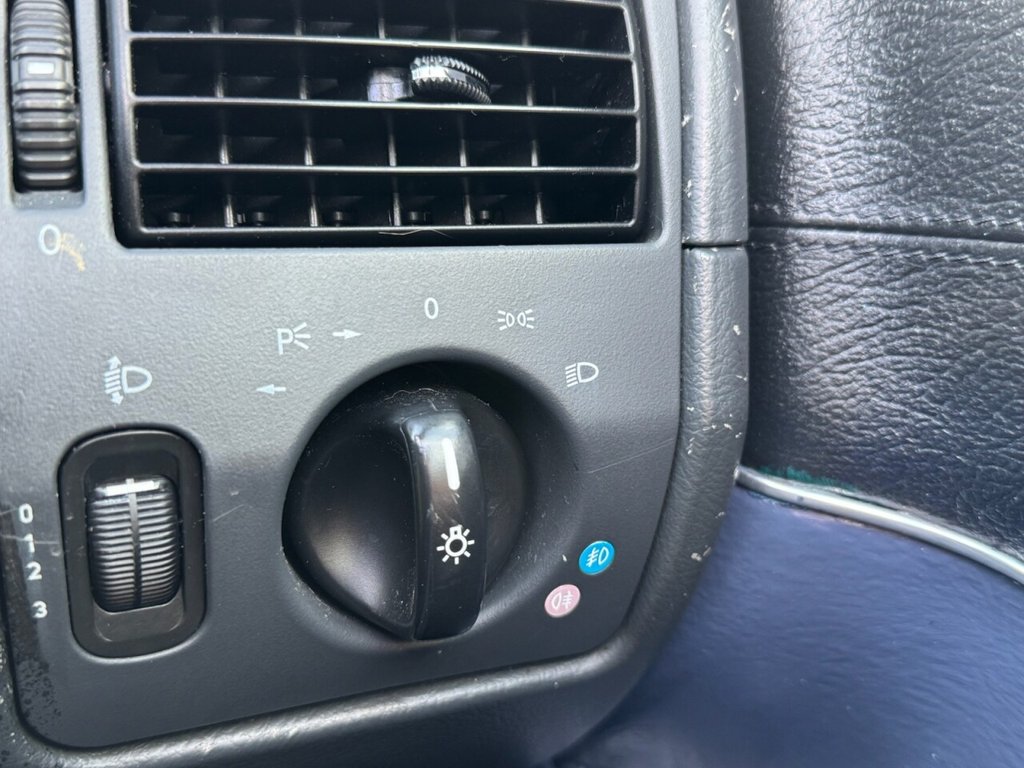 Used Mercedes-Benz SLK 2002 for sale - 78061848: Photo 13