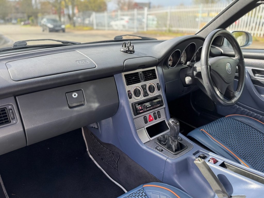 Used Mercedes-Benz SLK 2002 for sale - 78061848: Photo 19