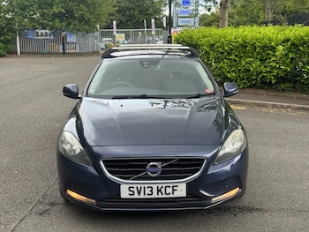 Used Volvo V40 2013 for sale - 75346834: Photo