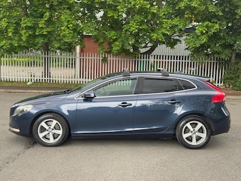 Used Volvo V40 2013 for sale - 75346834: Photo