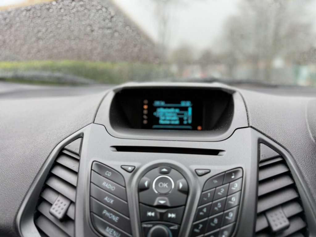 Used Ford Ecosport 2014 for sale - 77188561: Photo 24