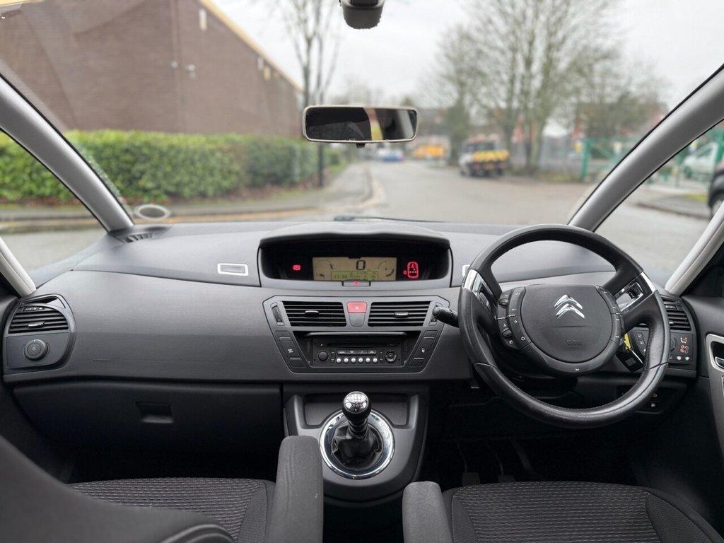 Used Citroen Grand C4 Picasso 2011 for sale - 77680561: Photo 21