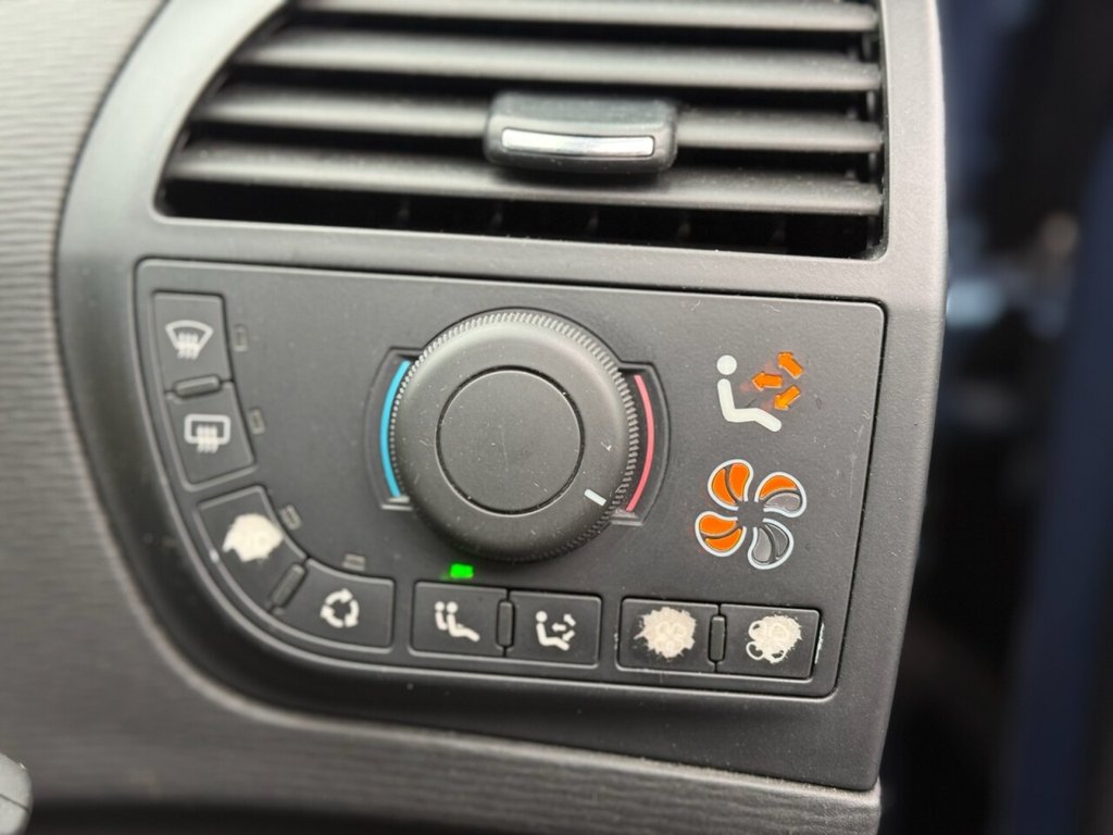 Used Citroen Grand C4 Picasso 2011 for sale - 77680561: Photo 22