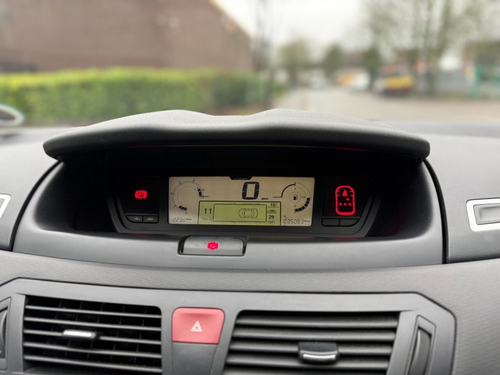 Used Citroen Grand C4 Picasso 2011 for sale - 77680561: Photo 28