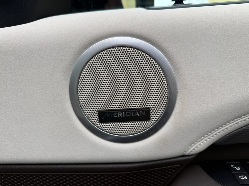 Used Land Rover Discovery 2017 for sale - 76547086: Photo 14