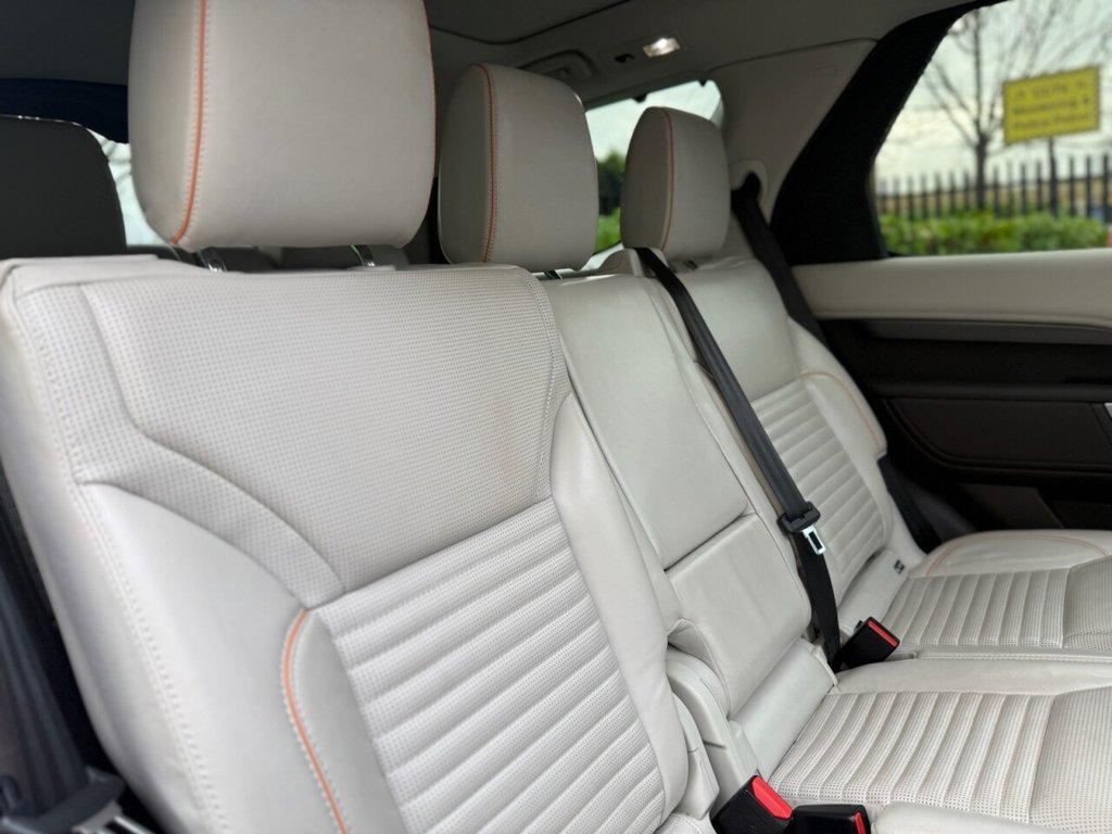 Used Land Rover Discovery 2017 for sale - 76547086: Photo 37