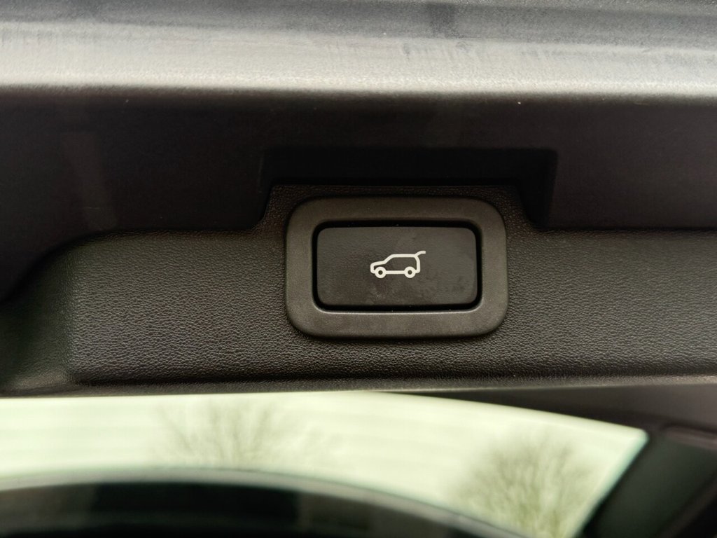 Used Land Rover Discovery 2017 for sale - 76547086: Photo 44