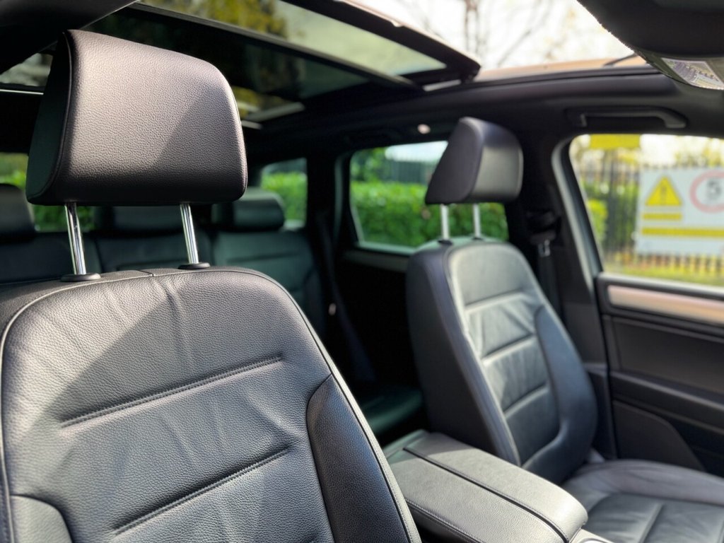 Used Volkswagen Touareg 2016 for sale - 76367992: Photo 12