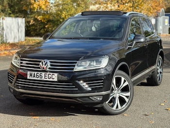 Used Volkswagen Touareg 2016 for sale - 76367992: Photo