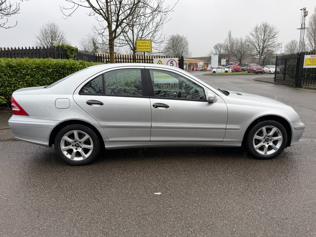 Used Mercedes-Benz C Class 2007 for sale - 77250269: Photo 8