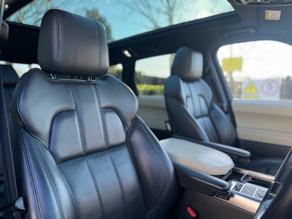 Used Land Rover Range Rover Sport 2015 for sale - 77557548: Photo 10