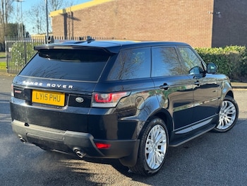 Used Land Rover Range Rover Sport 2015 for sale - 77557548: Photo