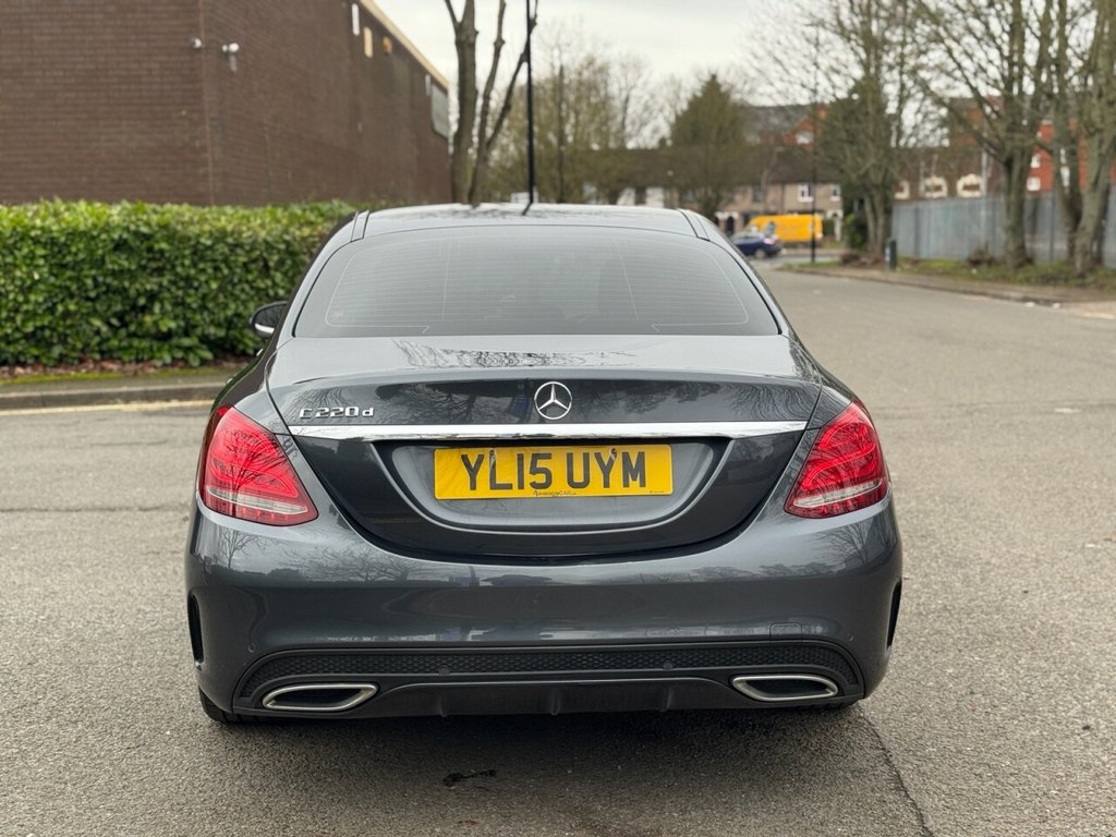 Used Mercedes-Benz C Class 2015 for sale - 77621338: Photo 4