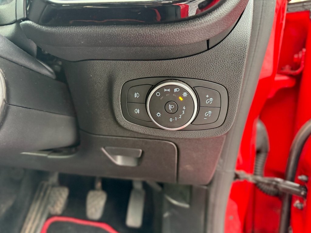 Used Ford Fiesta 2018 for sale - 77122091: Photo 24