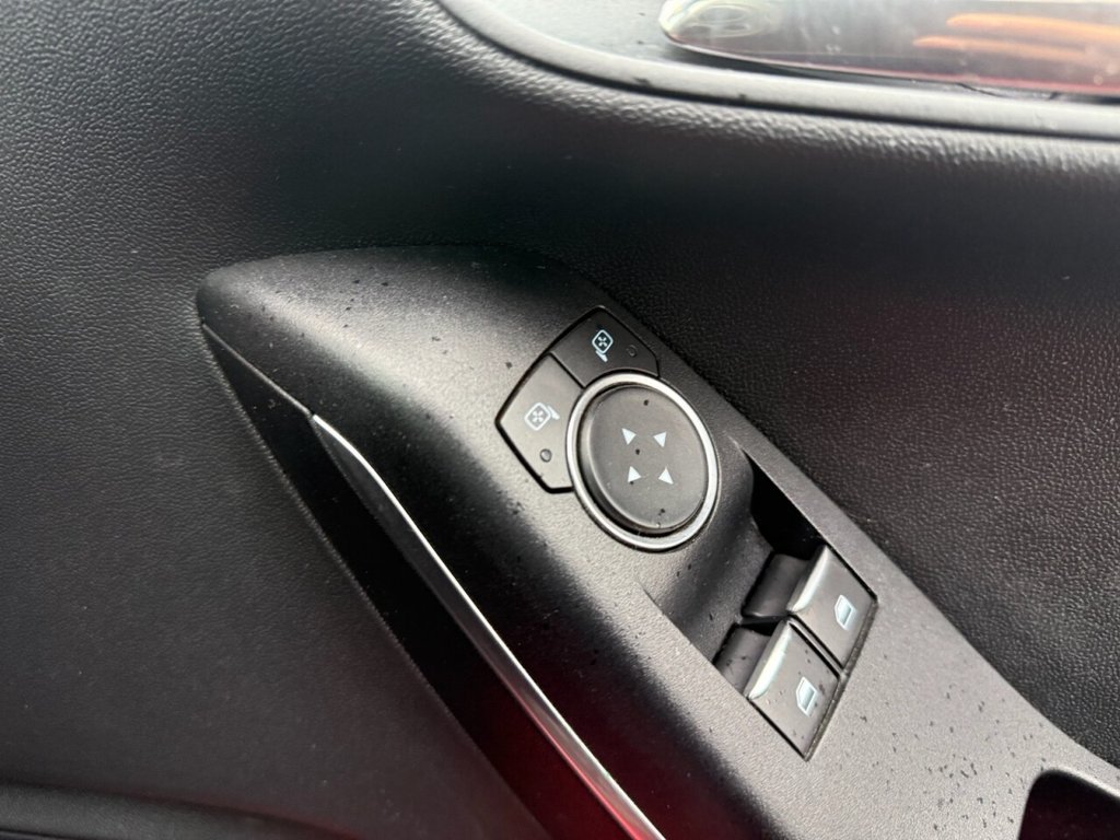 Used Ford Fiesta 2018 for sale - 77122091: Photo 31