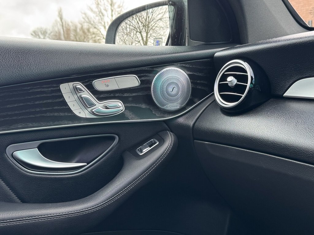 Used Mercedes-Benz GLC 2017 for sale - 77704023: Photo 29